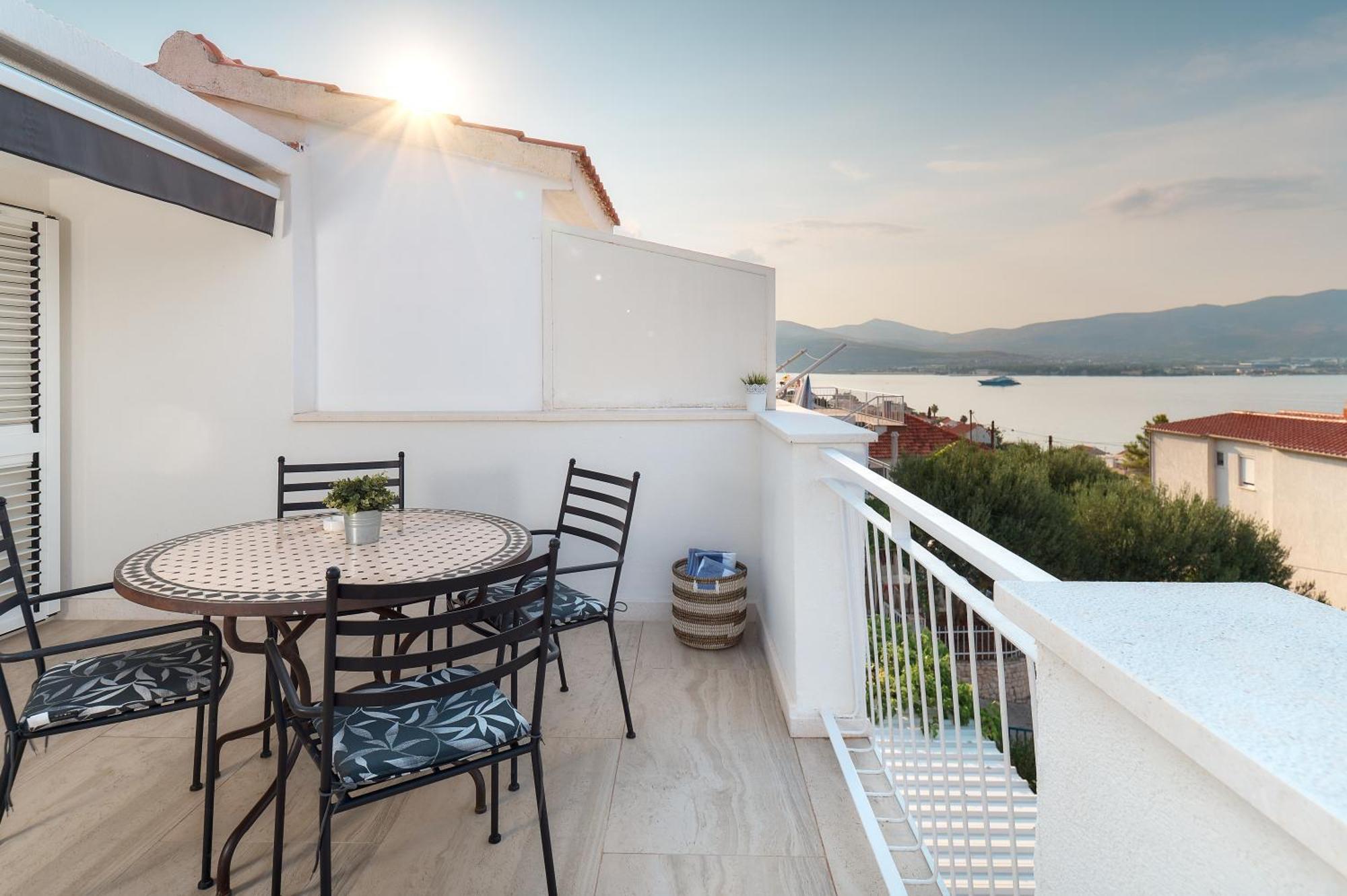 Apartments Ziggy Star Slatine Ngoại thất bức ảnh