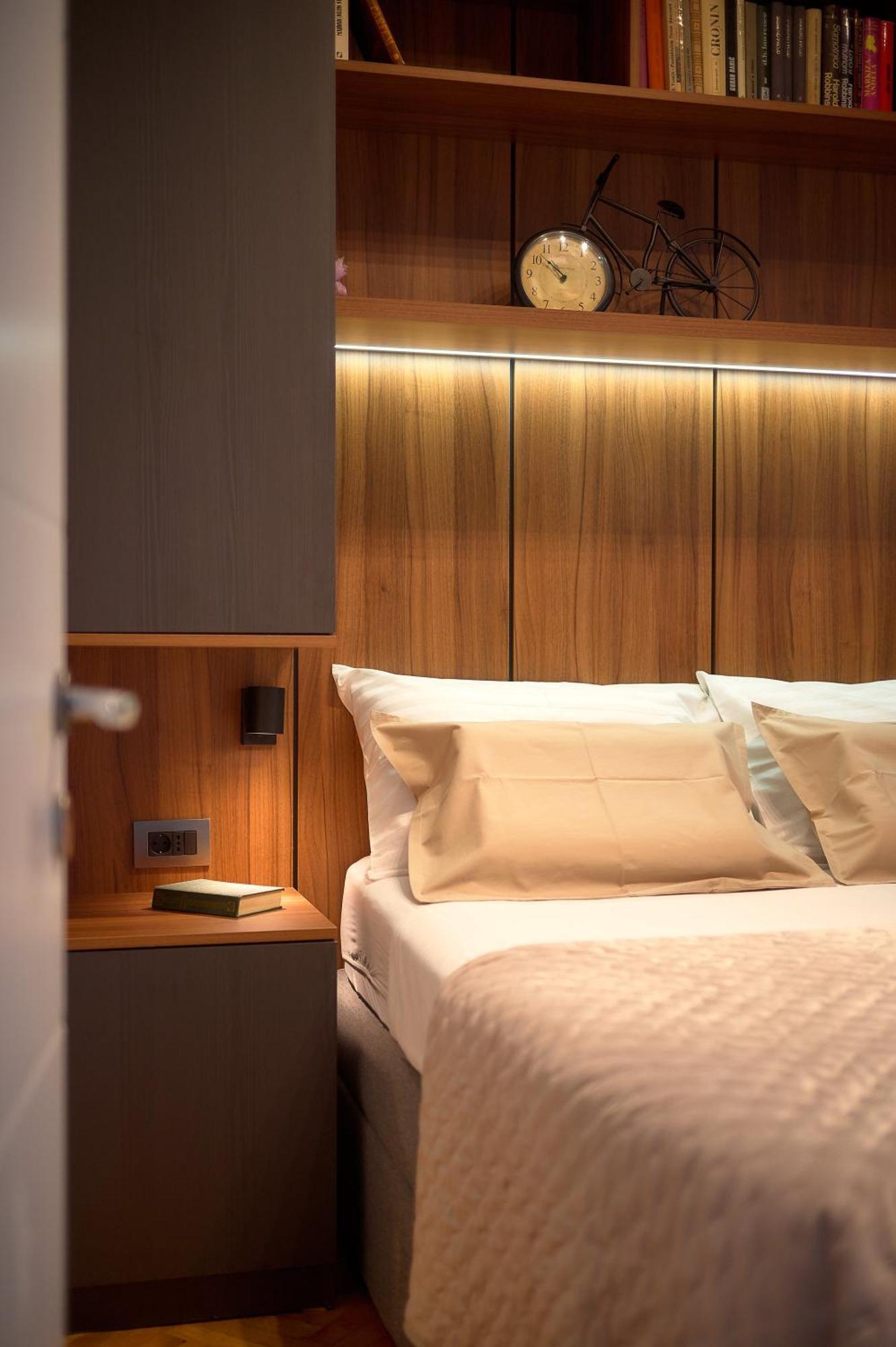 Apartments Ziggy Star Slatine Ngoại thất bức ảnh